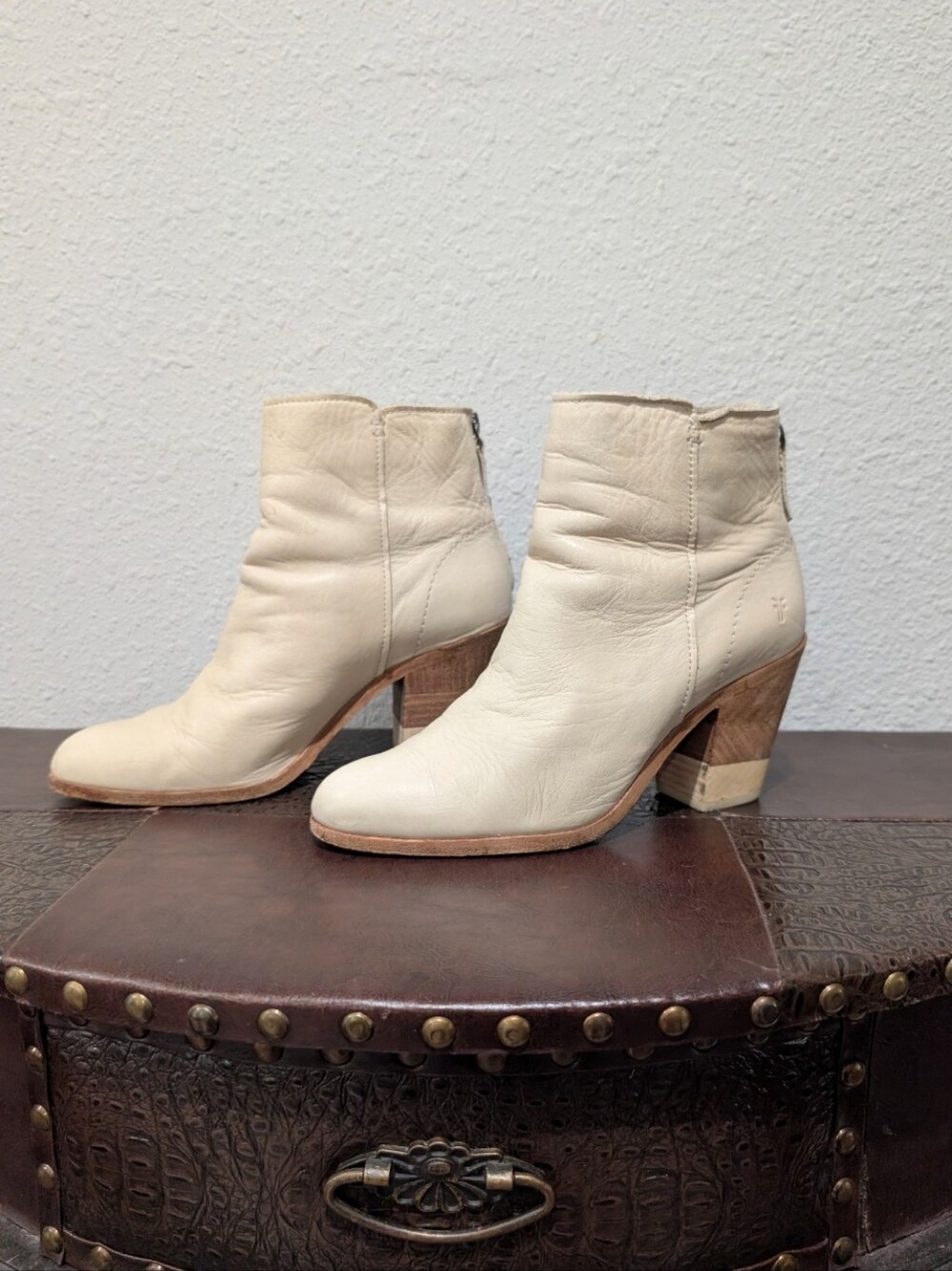 Frye Cream Leather Ankle Boots - Stacked Heel - Size 8.5